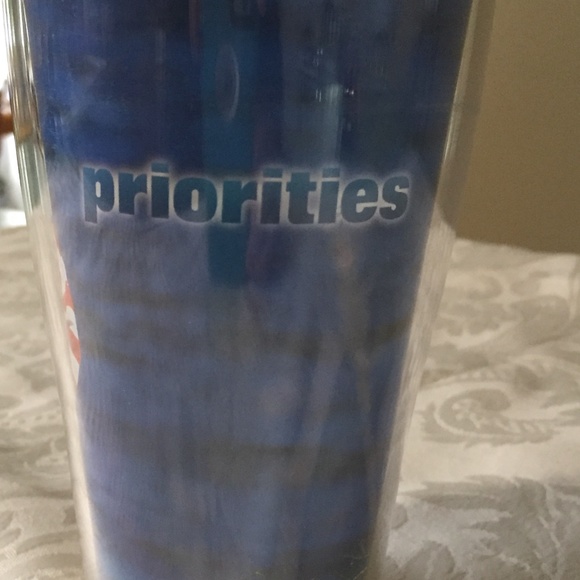 set of 2 SUCCESSORIES 1996 TRAVEL LIDDED MUGS PRIORITIES " FOLLOW YOUR DREAMS " - Picture 9 of 12